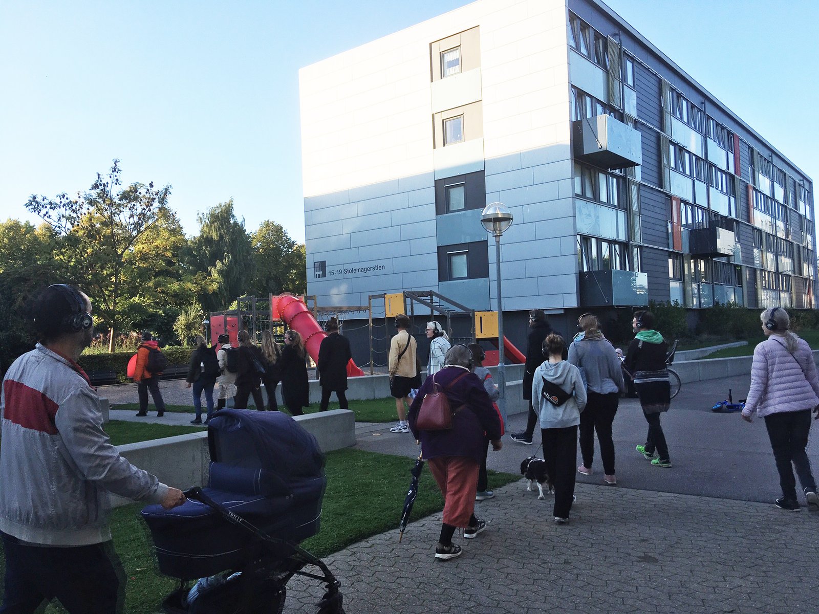 Ung i Urbanplanen – kom tæt på Urbanplanens unge i en intens og livsbræftende lydvanding med personlig guide