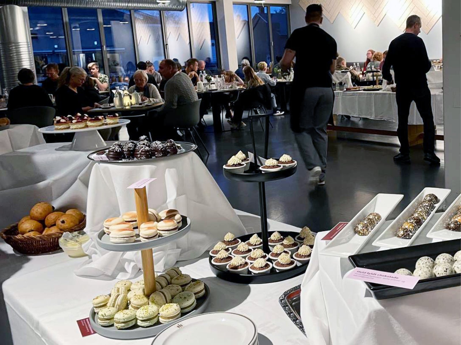 En aften i gastronomiens og værtskabets tegn
