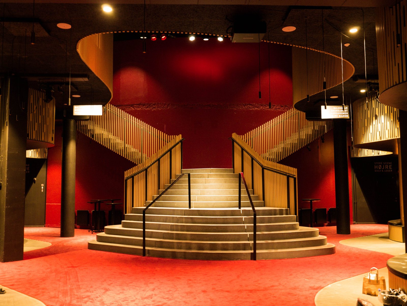 Velkommen til åbent hus på byens ældste folkelige teater